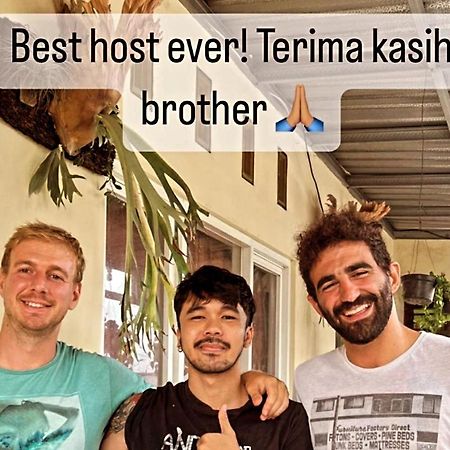 Bed and Breakfast Griya Backpacker Pak Yon Malang Zewnętrze zdjęcie