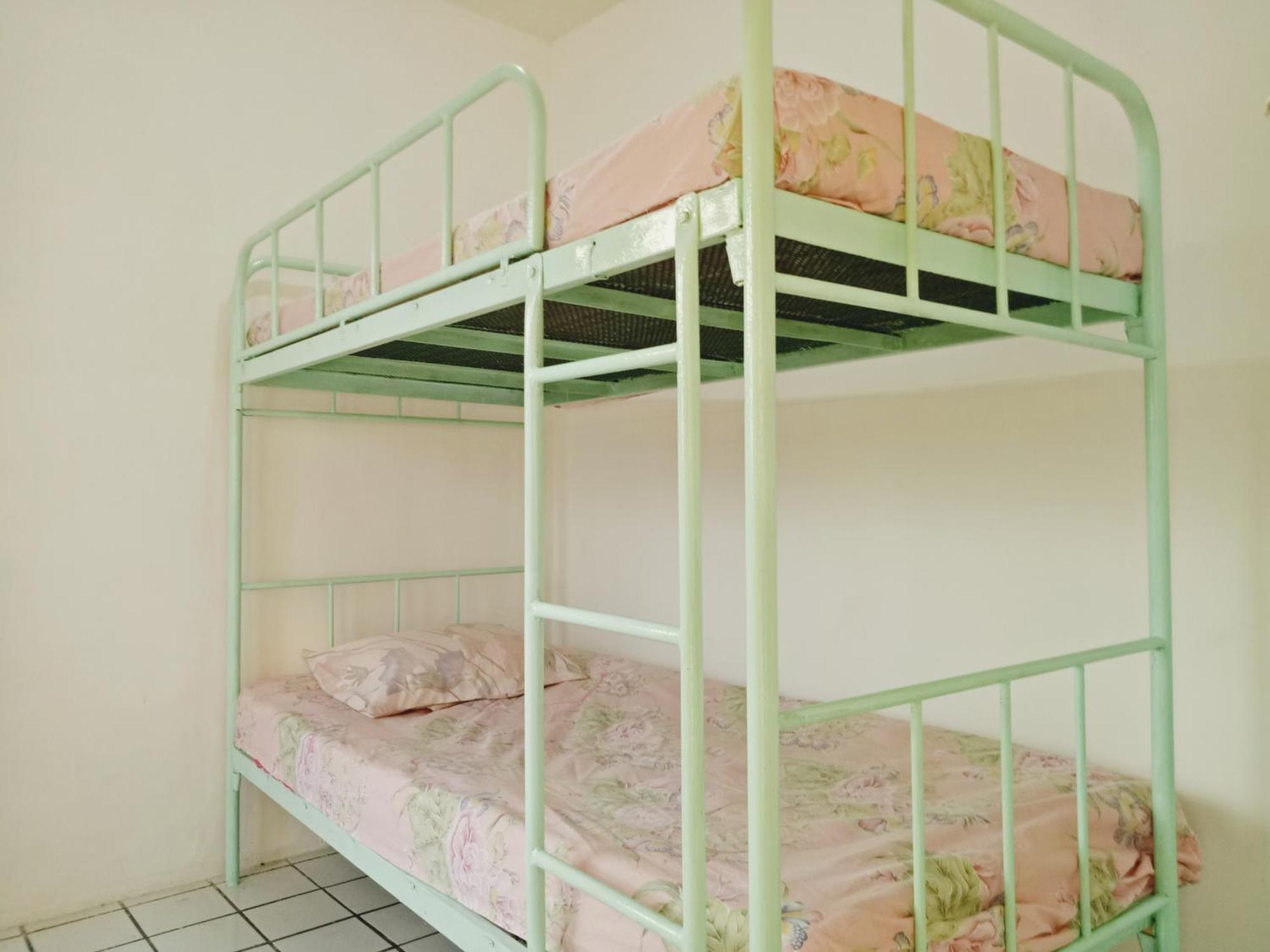 Bed and Breakfast Griya Backpacker Pak Yon Malang Zewnętrze zdjęcie