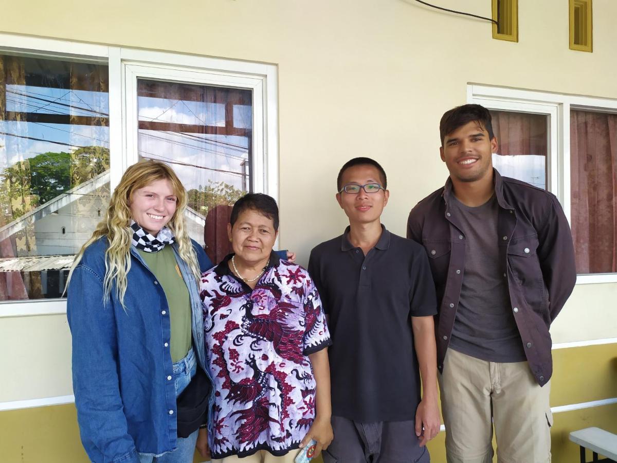 Bed and Breakfast Griya Backpacker Pak Yon Malang Zewnętrze zdjęcie