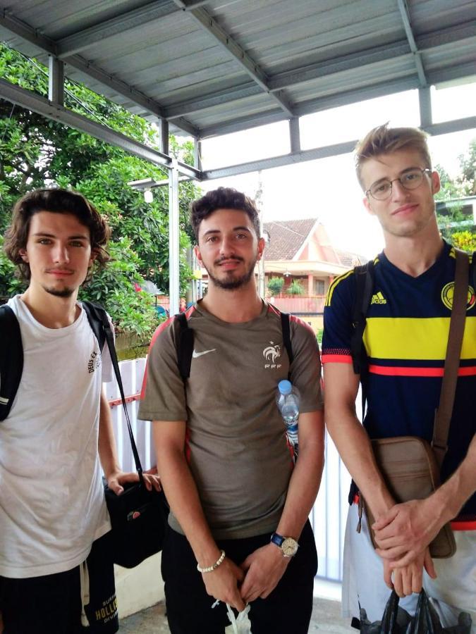 Bed and Breakfast Griya Backpacker Pak Yon Malang Zewnętrze zdjęcie