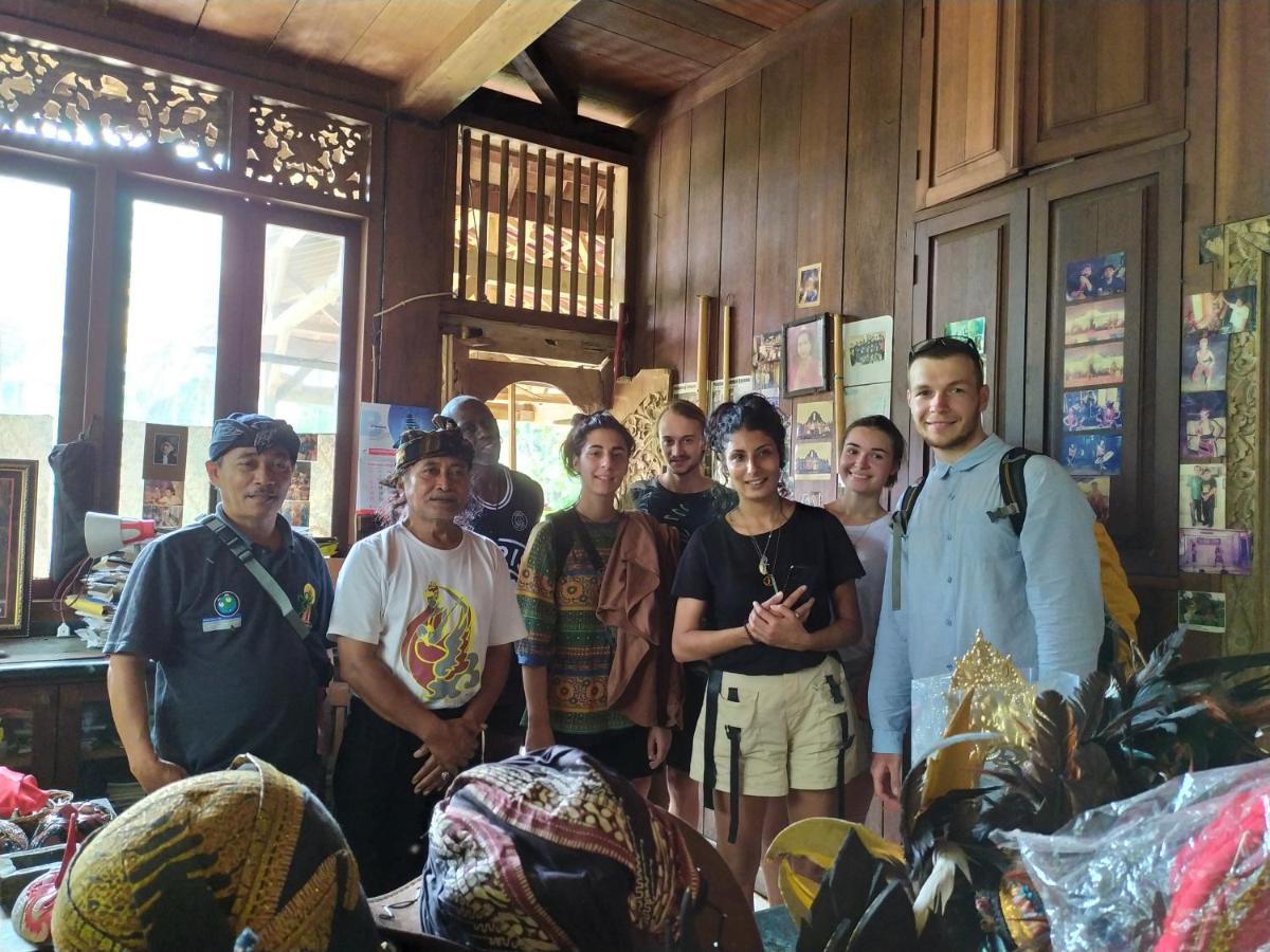 Bed and Breakfast Griya Backpacker Pak Yon Malang Zewnętrze zdjęcie